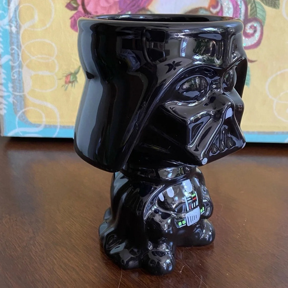 Star Wars Darth Vader ceramic goblet/ hot chocolate/ planter by Galerie 2012. - Picture 5 of 9
